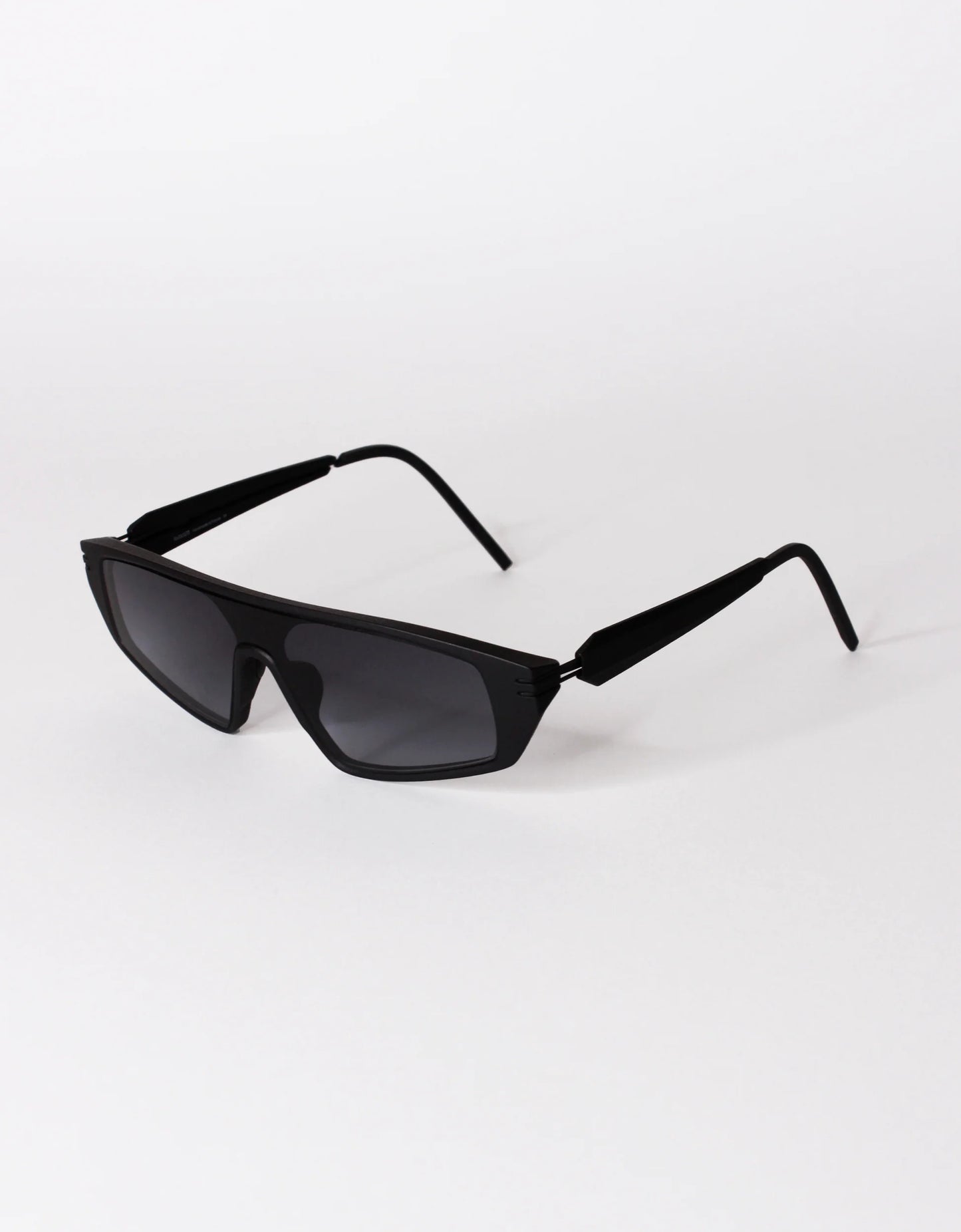 Parasite Eyewear 3D printed sunglasses CARBON 22 black c11 made in France
