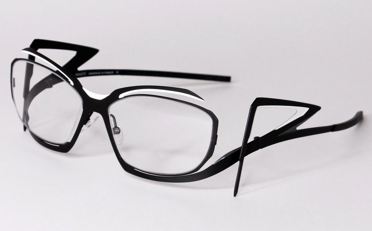 Parasite Eyewear metal eyeglasses frame VENYM 1 black white c59 made in France